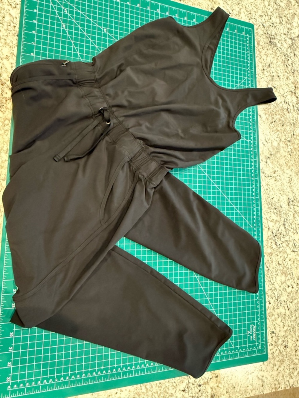 Patagonia Fleetwith Jumpsuit XS Cinch Waist Athleisure Dark Grey - Picture 3 of 14
